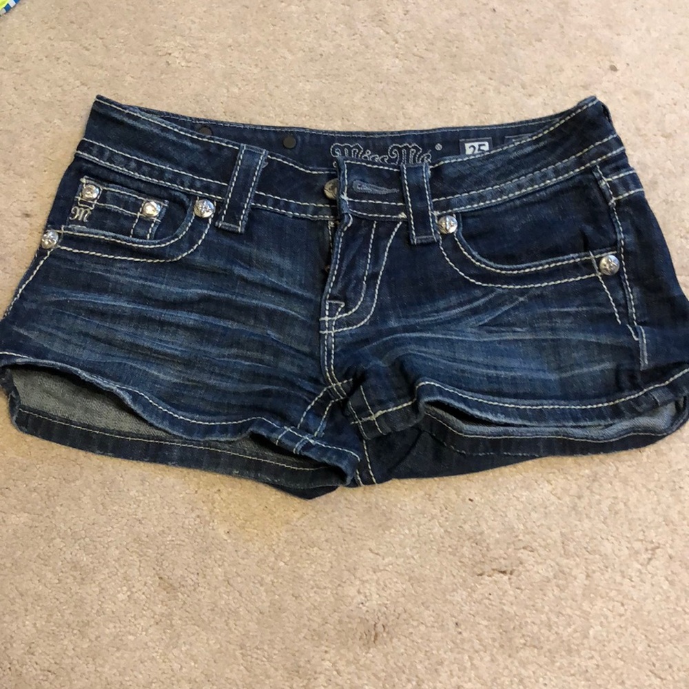 MissMe jean shorts.